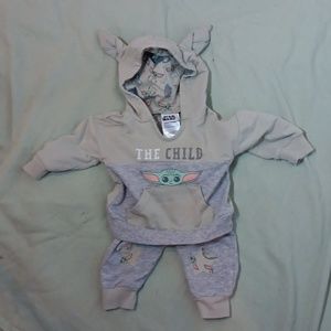 LAST CHANCE Star Wars Grogu Hooded Two-Piece Jogger Set - 3-6 months